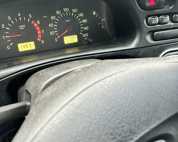 Серый Шевроле Нива, объемом двигателя 1.69 л и пробегом 277 тыс. км за 5200 $, фото 5 на Automoto.ua