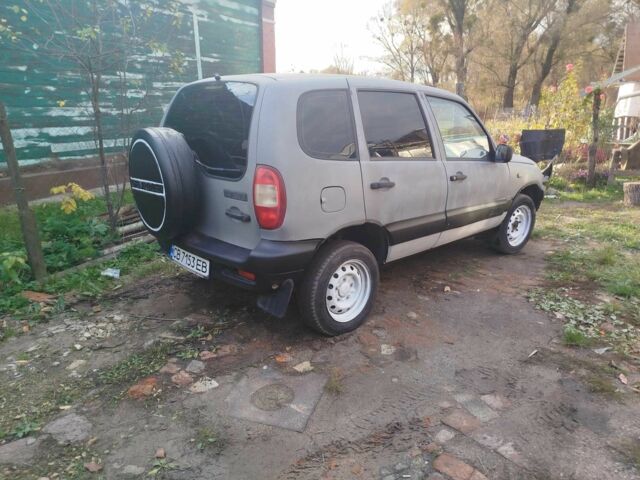 Шевроле Нива 2007 у Прилуках на Automoto.ua Сірий Шевроле Нива, об'ємом двигуна 1.7 л та пробігом 1 тис. км за 3200 $, фото 2 на Automoto.ua