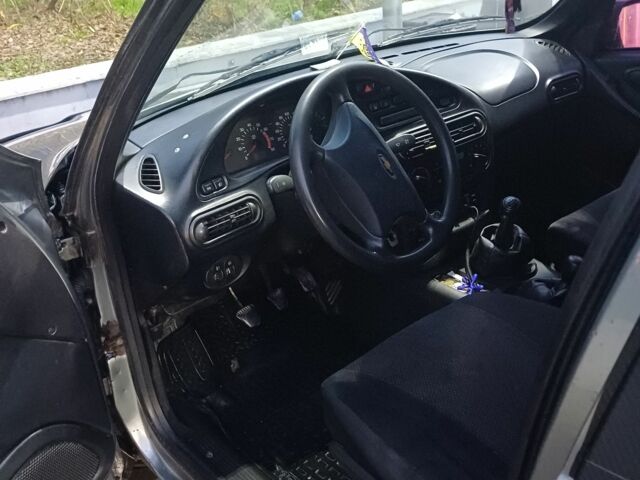 Сірий Шевроле Нива, об'ємом двигуна 1.7 л та пробігом 213 тис. км за 3500 $, фото 11 на Automoto.ua