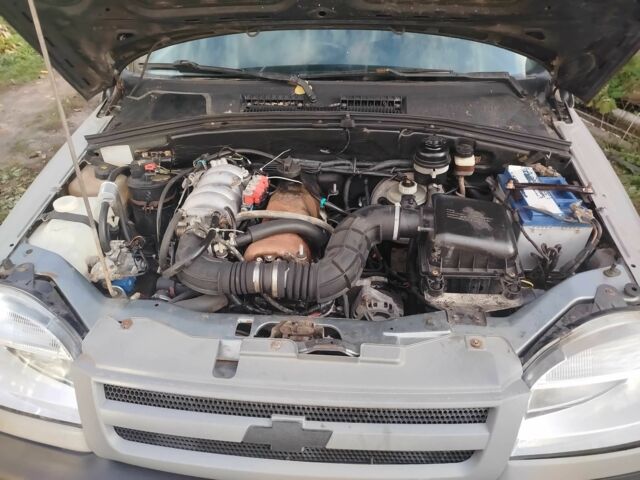 Шевроле Нива 2007 у Прилуках на Automoto.ua Сірий Шевроле Нива, об'ємом двигуна 1.7 л та пробігом 1 тис. км за 3200 $, фото 10 на Automoto.ua