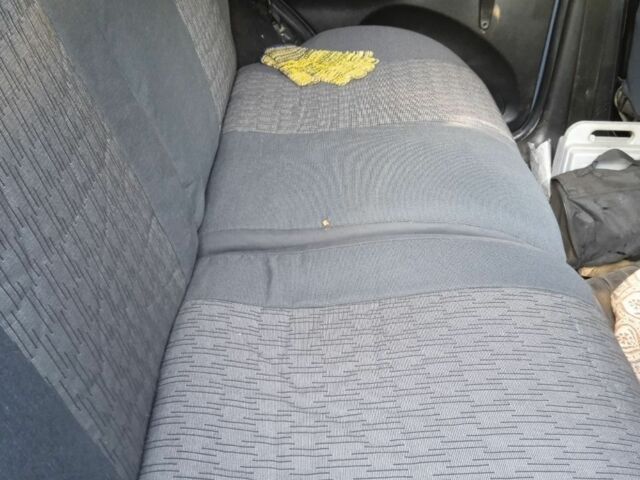 Серый Шевроле Нива, объемом двигателя 0 л и пробегом 210 тыс. км за 3500 $, фото 4 на Automoto.ua