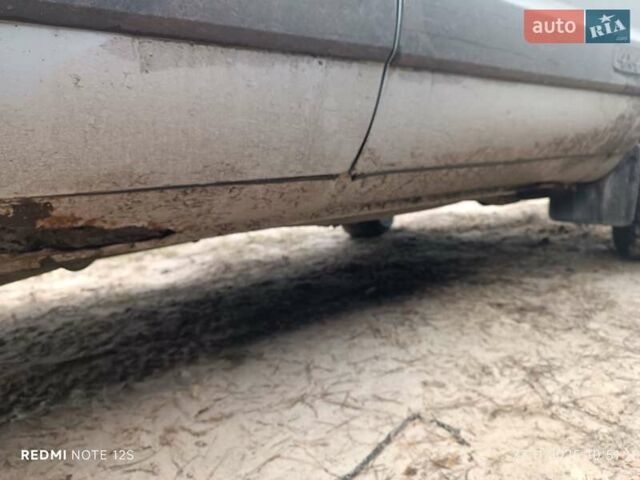 Серый Шевроле Нива, объемом двигателя 1.7 л и пробегом 193 тыс. км за 3000 $, фото 20 на Automoto.ua