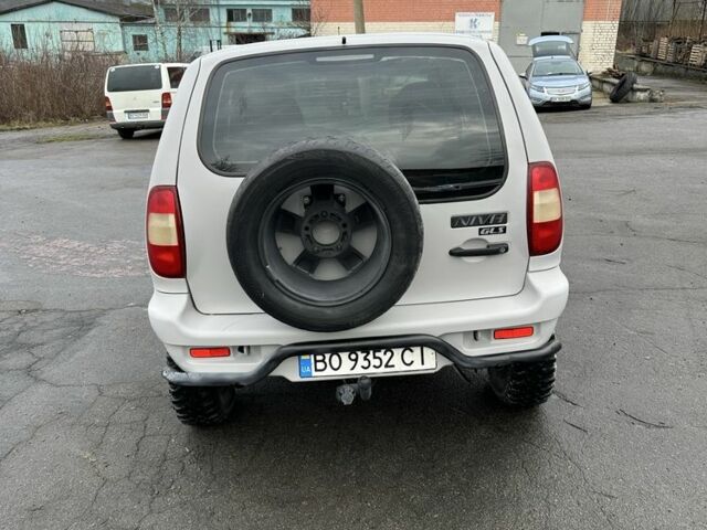 Сірий Шевроле Нива, об'ємом двигуна 1.7 л та пробігом 289 тис. км за 3900 $, фото 4 на Automoto.ua