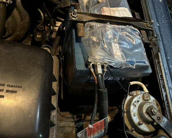 Сірий Шевроле Нива, об'ємом двигуна 1.69 л та пробігом 401 тис. км за 4600 $, фото 14 на Automoto.ua