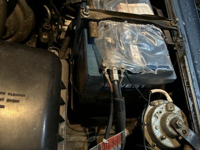 Сірий Шевроле Нива, об'ємом двигуна 1.7 л та пробігом 200 тис. км за 4600 $, фото 18 на Automoto.ua