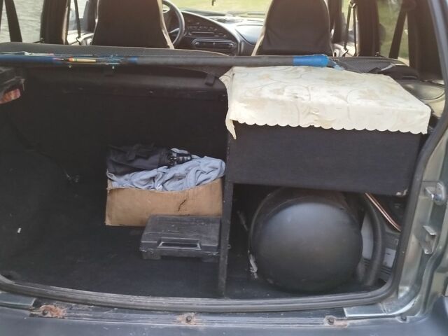 Сірий Шевроле Нива, об'ємом двигуна 0 л та пробігом 160 тис. км за 4100 $, фото 22 на Automoto.ua