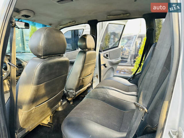 Сірий Шевроле Нива, об'ємом двигуна 1.7 л та пробігом 410 тис. км за 3850 $, фото 14 на Automoto.ua