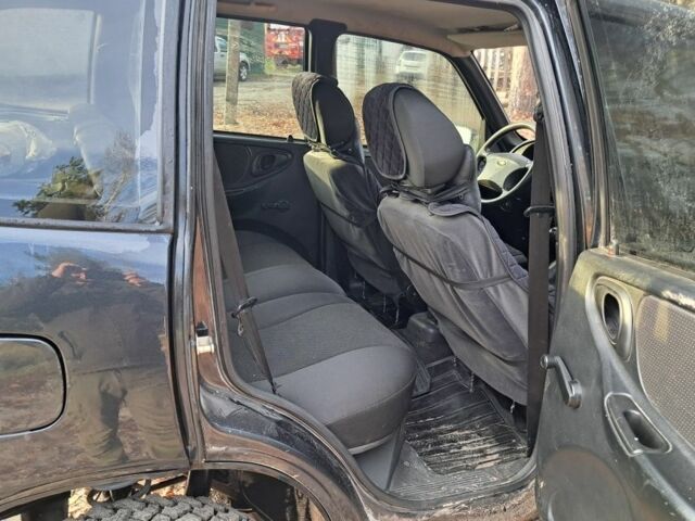 Серый Шевроле Нива, объемом двигателя 0 л и пробегом 148 тыс. км за 3800 $, фото 5 на Automoto.ua