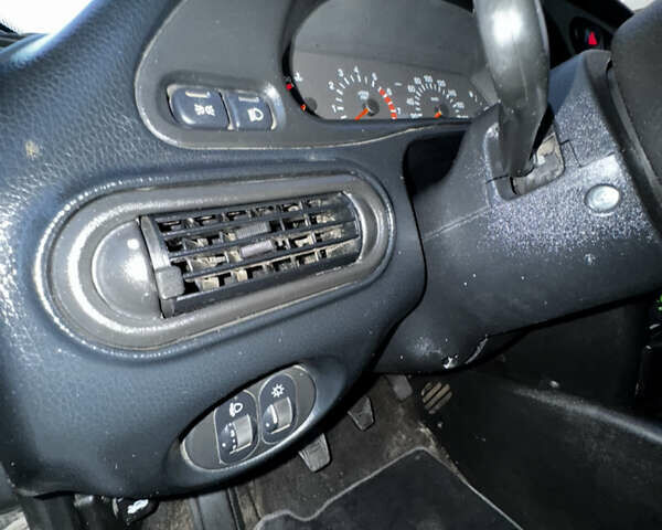 Сірий Шевроле Нива, об'ємом двигуна 1.7 л та пробігом 137 тис. км за 2700 $, фото 17 на Automoto.ua