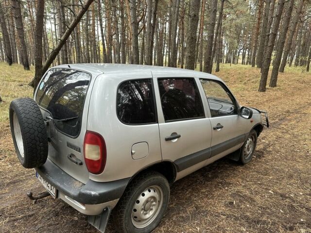 Шевроле Нива 2008 у Золотоноше на Automoto.ua Сірий Шевроле Нива, об'ємом двигуна 1.7 л та пробігом 260 тис. км за 2899 $, фото 5 на Automoto.ua