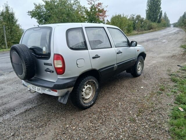 Сірий Шевроле Нива, об'ємом двигуна 0 л та пробігом 187 тис. км за 2600 $, фото 8 на Automoto.ua