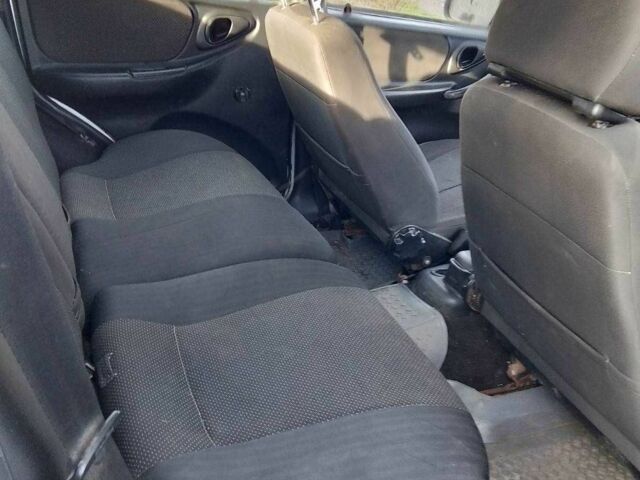 Сірий Шевроле Нива, об'ємом двигуна 1.7 л та пробігом 270 тис. км за 1900 $, фото 8 на Automoto.ua