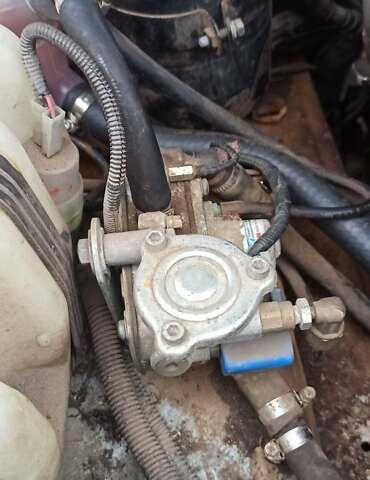 Сірий Шевроле Нива, об'ємом двигуна 1.69 л та пробігом 145 тис. км за 4500 $, фото 3 на Automoto.ua