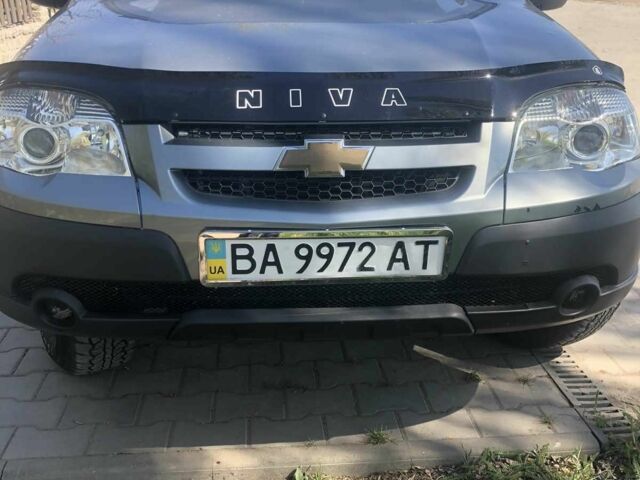Сірий Шевроле Нива, об'ємом двигуна 1.7 л та пробігом 75 тис. км за 5700 $, фото 2 на Automoto.ua