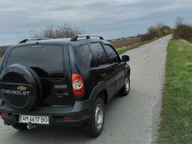 Синий Шевроле Нива, объемом двигателя 1.7 л и пробегом 187 тыс. км за 7300 $, фото 8 на Automoto.ua