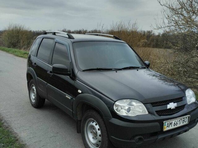 Синий Шевроле Нива, объемом двигателя 1.7 л и пробегом 187 тыс. км за 7300 $, фото 7 на Automoto.ua