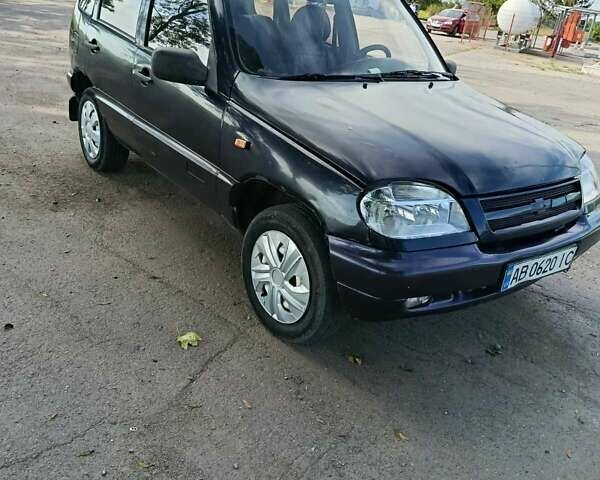 Синій Шевроле Нива, об'ємом двигуна 1.7 л та пробігом 255 тис. км за 3336 $, фото 8 на Automoto.ua