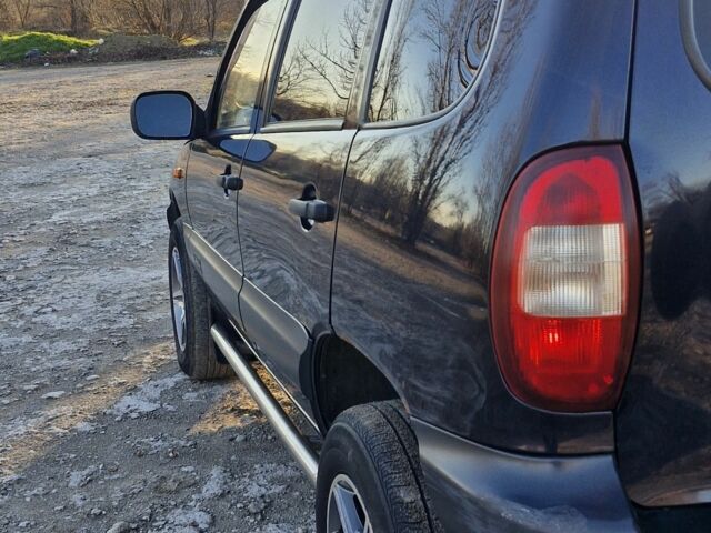 Синій Шевроле Нива, об'ємом двигуна 1.7 л та пробігом 145 тис. км за 3500 $, фото 14 на Automoto.ua