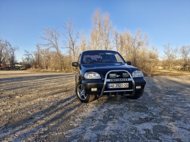 Синій Шевроле Нива, об'ємом двигуна 1.7 л та пробігом 145 тис. км за 3500 $, фото 10 на Automoto.ua