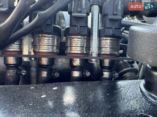 Синій Шевроле Нива, об'ємом двигуна 1.7 л та пробігом 200 тис. км за 3400 $, фото 22 на Automoto.ua