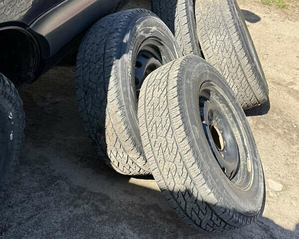 Синій Шевроле Нива, об'ємом двигуна 1.7 л та пробігом 200 тис. км за 3400 $, фото 8 на Automoto.ua