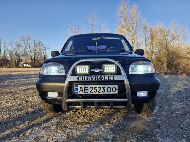 Синій Шевроле Нива, об'ємом двигуна 1.7 л та пробігом 145 тис. км за 3500 $, фото 6 на Automoto.ua