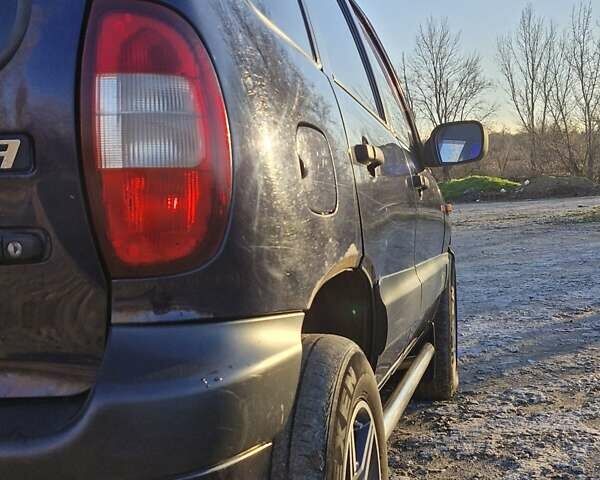 Синий Шевроле Нива, объемом двигателя 1.7 л и пробегом 145 тыс. км за 3500 $, фото 15 на Automoto.ua