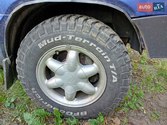 Синій Шевроле Нива, об'ємом двигуна 1.69 л та пробігом 157 тис. км за 3500 $, фото 15 на Automoto.ua