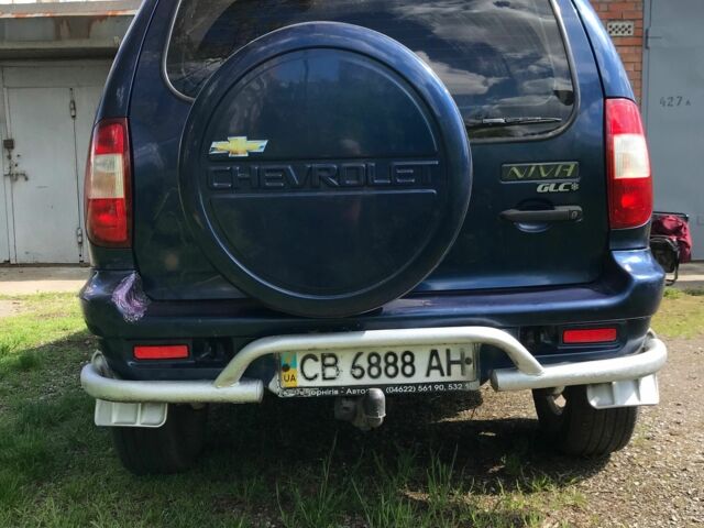 Синий Шевроле Нива, объемом двигателя 1.7 л и пробегом 35 тыс. км за 5000 $, фото 7 на Automoto.ua