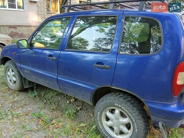 Синій Шевроле Нива, об'ємом двигуна 1.69 л та пробігом 157 тис. км за 3500 $, фото 17 на Automoto.ua