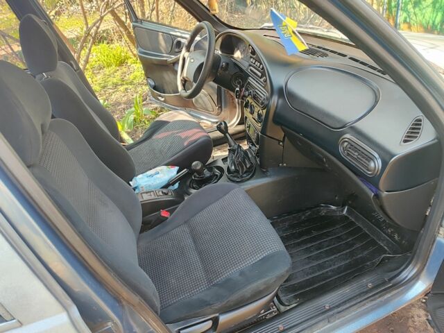 Синий Шевроле Нива, объемом двигателя 1.7 л и пробегом 196 тыс. км за 1200 $, фото 9 на Automoto.ua