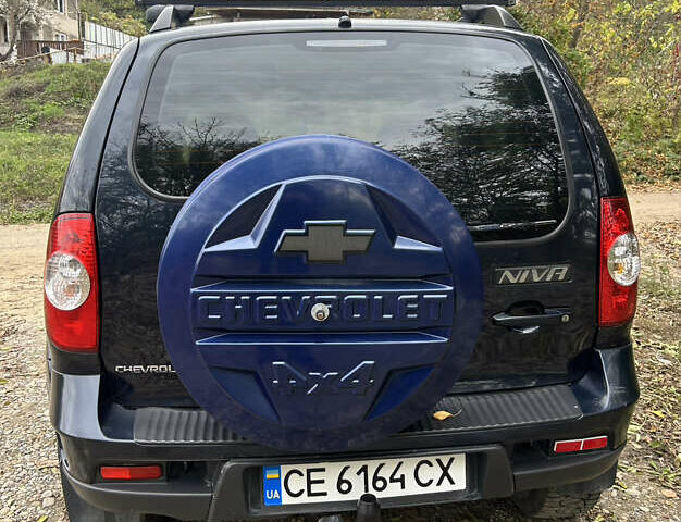 Шевроле Нива 2010 у Чернівцях на Automoto.ua Синій Шевроле Нива, об'ємом двигуна 1.69 л та пробігом 146 тис. км за 4800 $, фото 7 на Automoto.ua