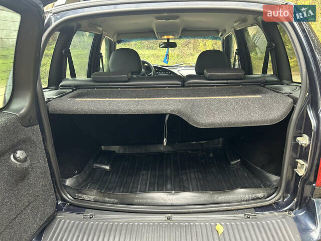 Шевроле Нива 2010 у Чернівцях на Automoto.ua Синій Шевроле Нива, об'ємом двигуна 1.69 л та пробігом 146 тис. км за 4800 $, фото 15 на Automoto.ua