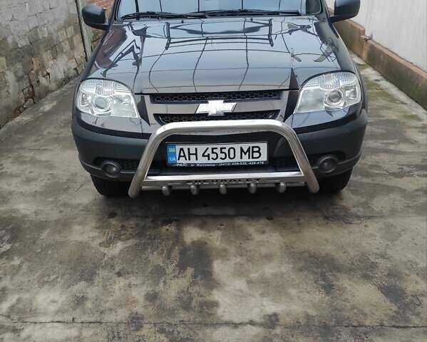 Синій Шевроле Нива, об'ємом двигуна 1.69 л та пробігом 90 тис. км за 8800 $, фото 12 на Automoto.ua