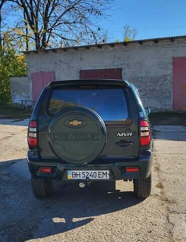 Зелений Шевроле Нива, об'ємом двигуна 1.69 л та пробігом 116 тис. км за 4600 $, фото 2 на Automoto.ua