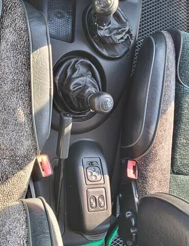 Зелений Шевроле Нива, об'ємом двигуна 1.69 л та пробігом 116 тис. км за 4600 $, фото 10 на Automoto.ua