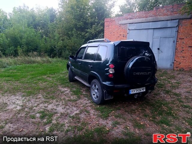 Зеленый Шевроле Нива, объемом двигателя 1.7 л и пробегом 0 тыс. км за 4000 $, фото 9 на Automoto.ua