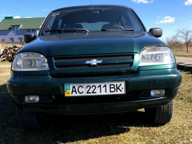 Зелений Шевроле Нива, об'ємом двигуна 1.7 л та пробігом 420 тис. км за 3700 $, фото 1 на Automoto.ua