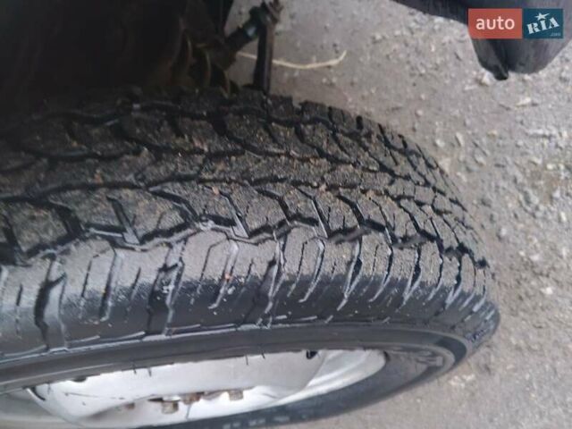 Зеленый Шевроле Нива, объемом двигателя 1.7 л и пробегом 233 тыс. км за 3000 $, фото 4 на Automoto.ua