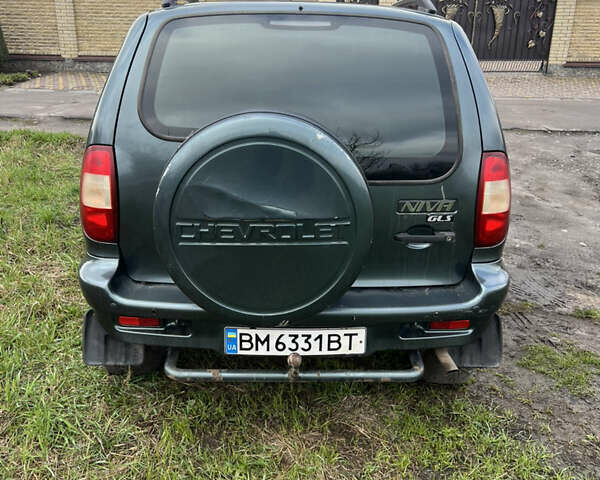 Зеленый Шевроле Нива, объемом двигателя 1.69 л и пробегом 120 тыс. км за 4900 $, фото 2 на Automoto.ua