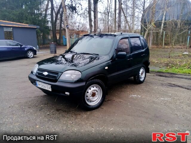 Зеленый Шевроле Нива, объемом двигателя 1.7 л и пробегом 227 тыс. км за 3000 $, фото 7 на Automoto.ua