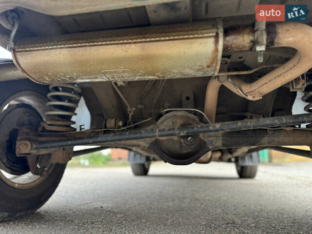 Зелений Шевроле Нива, об'ємом двигуна 1.7 л та пробігом 44 тис. км за 6000 $, фото 28 на Automoto.ua