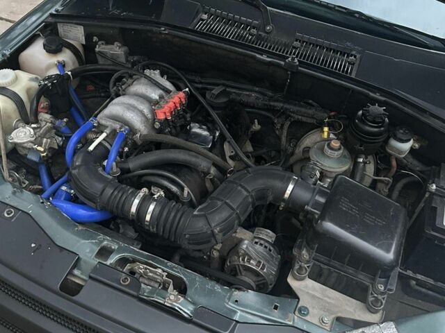 Зелений Шевроле Нива, об'ємом двигуна 1.7 л та пробігом 230 тис. км за 3300 $, фото 3 на Automoto.ua