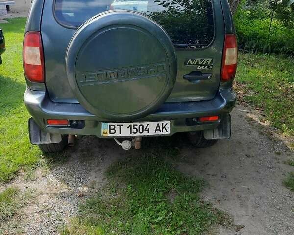 Зеленый Шевроле Нива, объемом двигателя 1.6 л и пробегом 63 тыс. км за 8500 $, фото 5 на Automoto.ua