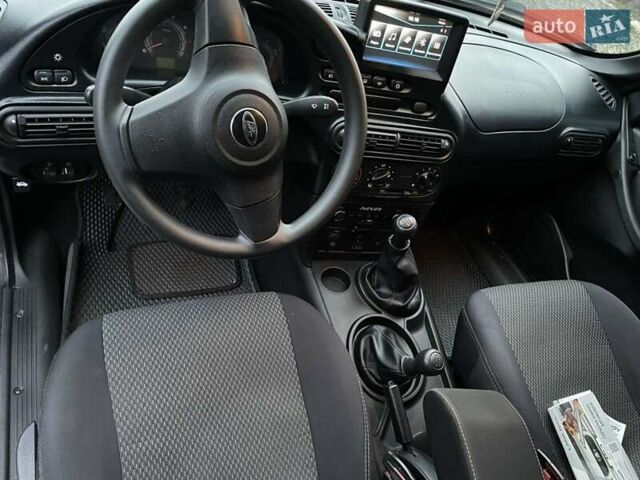 Зеленый Шевроле Нива, объемом двигателя 1.69 л и пробегом 80 тыс. км за 9000 $, фото 13 на Automoto.ua