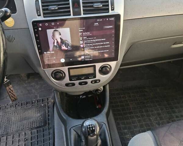 Белый Шевроле Нубира, объемом двигателя 1.99 л и пробегом 230 тыс. км за 4900 $, фото 2 на Automoto.ua