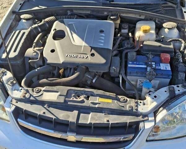 Белый Шевроле Нубира, объемом двигателя 1.99 л и пробегом 230 тыс. км за 4900 $, фото 15 на Automoto.ua