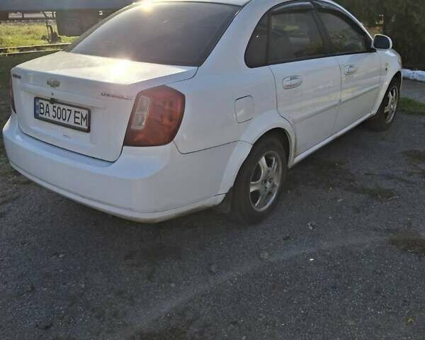 Белый Шевроле Нубира, объемом двигателя 1.99 л и пробегом 230 тыс. км за 4900 $, фото 4 на Automoto.ua