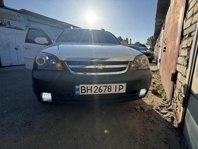 Белый Шевроле Нубира, объемом двигателя 1.6 л и пробегом 158 тыс. км за 6000 $, фото 1 на Automoto.ua