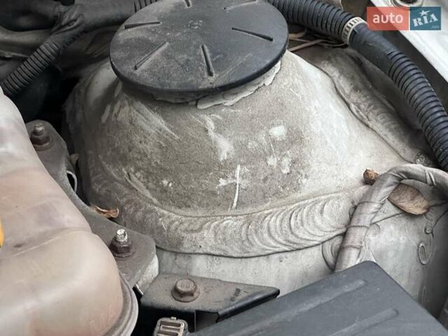 Белый Шевроле Нубира, объемом двигателя 1.6 л и пробегом 275 тыс. км за 3999 $, фото 48 на Automoto.ua